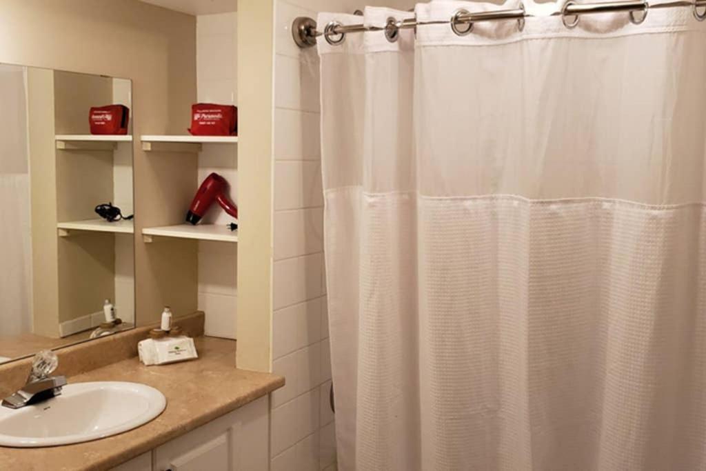 2-Bedroom Apartment Sweet #2 By Amazing Property Rentals ガティノー エクステリア 写真